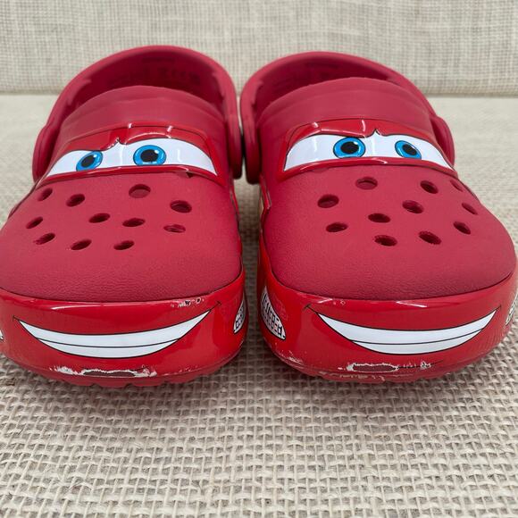 SOLD**Crocs Lightning McQueen CARS LIGHT UP *WORKS* Clogs, Disney Pixar, Size C8 - Picture 2 of 11